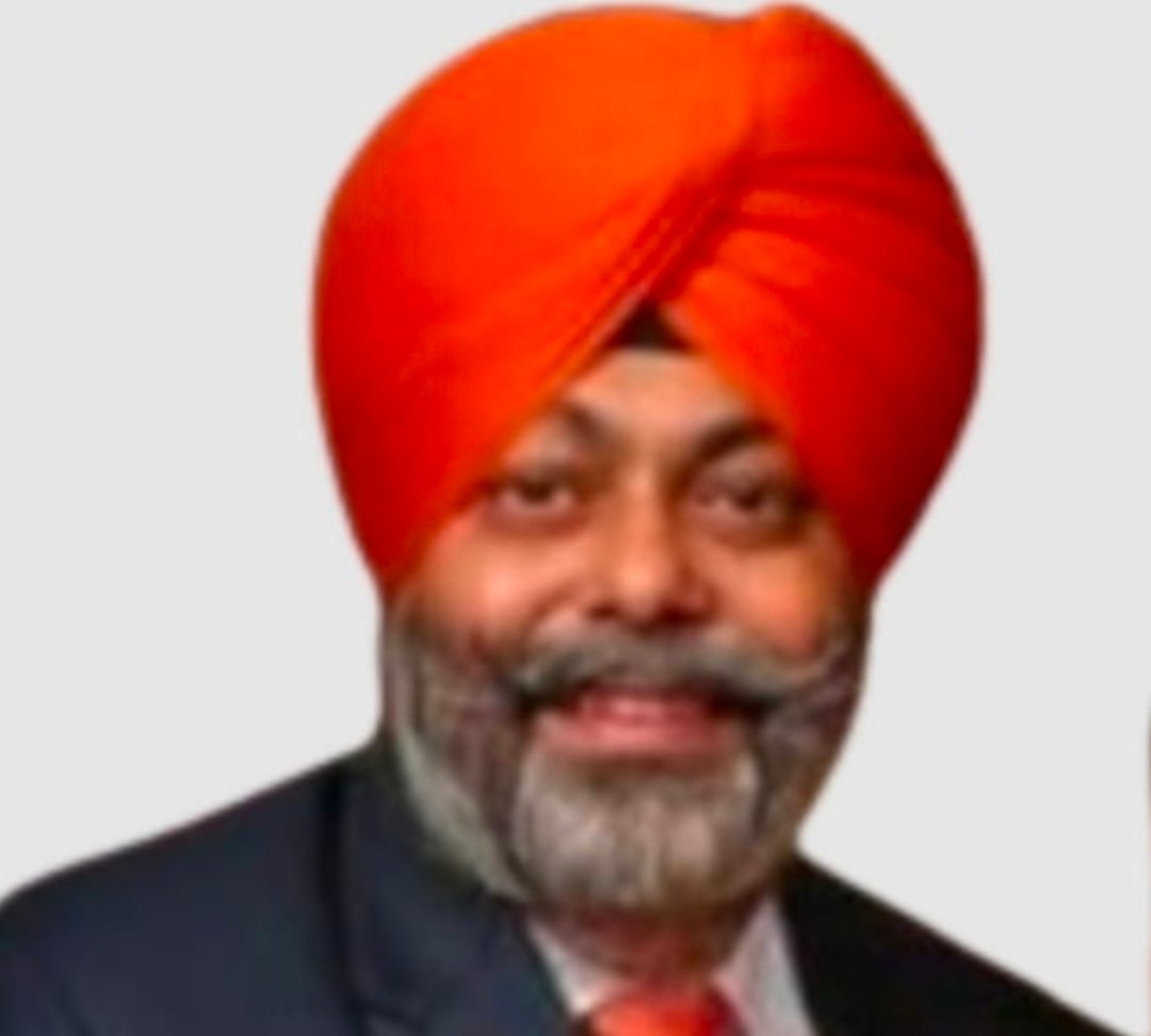 passport-size-photo-left