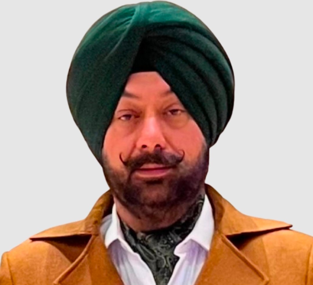 passport-size-photo-left