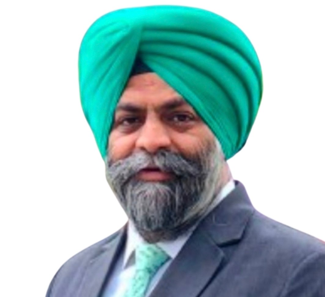 passport-size-photo-left